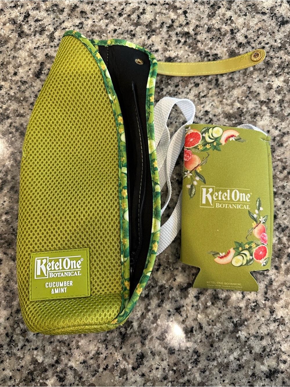 Botanical Green Phone Holster with Cucumber & Mint Accent